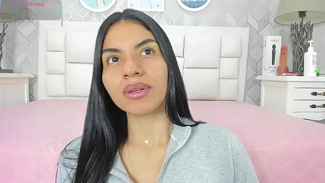 naia cox online show from November 8, 3:43 am