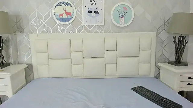 naia cox online show from January 8, 3:34 am