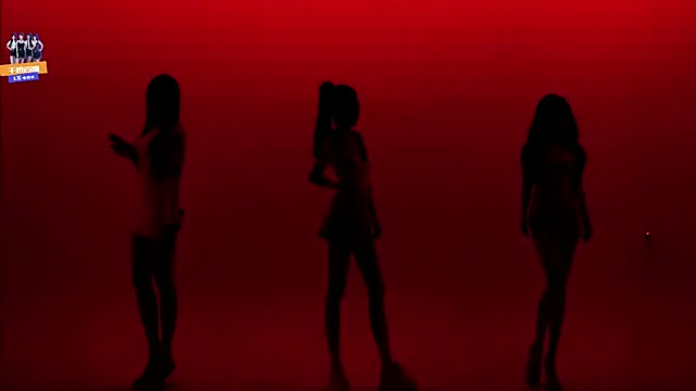 1X-one online show from November 5, 4:04 am