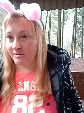 XHelenaX90 online show from April 2, 12:34 pm