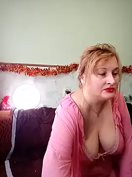 Snapshot of XHelenaX90 chatting on January 9, 8:03 am XHelenaX90 online show from January 9, 8:03 am