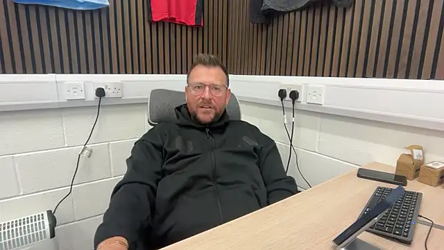 bilf1978 online show from February 16, 6:45 am