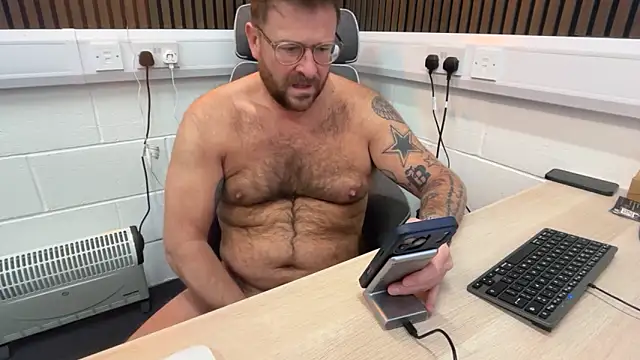 bilf1978 online show from March 25, 12:37 pm