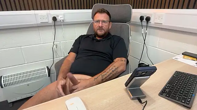 bilf1978 online show from April 23, 8:54 am