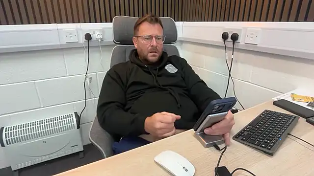 bilf1978 online show from April 21, 10:00 am