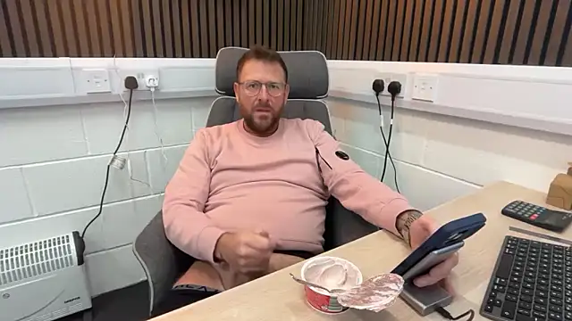 bilf1978 online show from March 6, 7:58 am