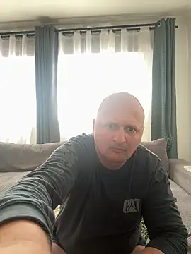 Snapshot of Attila120 chatting on May 2, 7:24 am Attila120 online show from May 2, 7:24 am