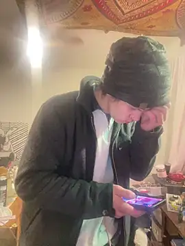 XanderOzzz online show from February 16, 1:37 am