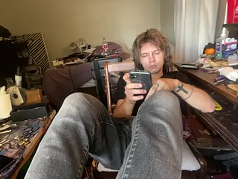 XanderOzzz online show from July 1, 5:24 pm