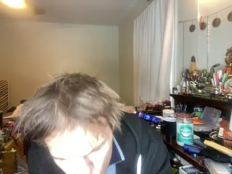 XanderOzzz online show from December 4, 5:56 pm