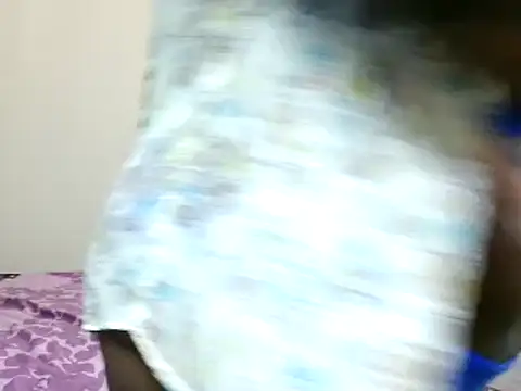 bustydivaxx21 online show from December 4, 11:20 am