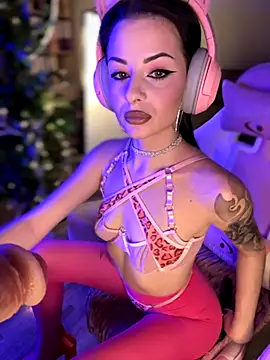 bigJuicyPussy online show from November 15, 1:37 pm