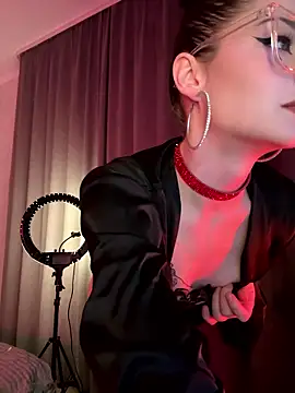 bigJuicyPussy online show from January 11, 1:29 pm