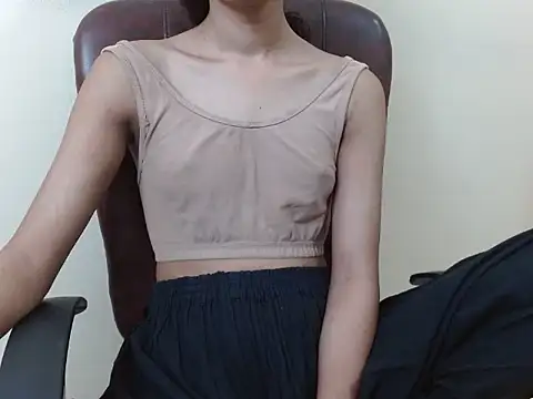 smallcuute online show from October 2, 12:08 pm