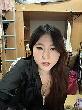 ououlovelove online show from February 1, 9:02 pm