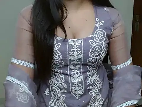 Snapshot of Sexxxy_Anu_99 chatting on November 1, 4:01 pm Sexxxy Anu 99 online show from November 1, 4:01 pm