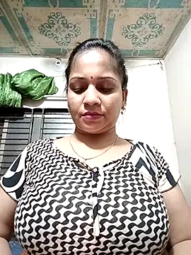 Snapshot of Payel_50 chatting on June 28, 3:29 pm Payel 50 online show from June 28, 3:29 pm