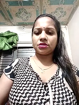 Snapshot of Payel_50 chatting on June 22, 2:47 pm Payel 50 online show from June 22, 2:47 pm