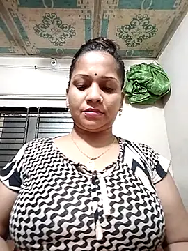 Snapshot of Payel_50 chatting on July 19, 5:32 pm Payel 50 online show from July 19, 5:32 pm