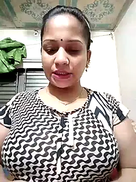 Snapshot of Payel_50 chatting on June 19, 6:03 pm Payel 50 online show from June 19, 6:03 pm