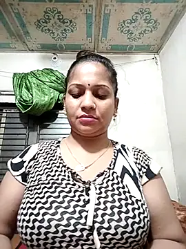 Snapshot of Payel_50 chatting on July 6, 4:42 pm Payel 50 online show from July 6, 4:42 pm