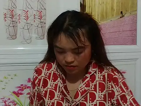 Snapshot of Loc_al chatting on March 2, 2:35 pm Loc al online show from March 2, 2:35 pm