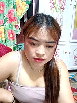 Snapshot of Loc_al chatting on January 19, 11:58 am Loc al online show from January 19, 11:58 am