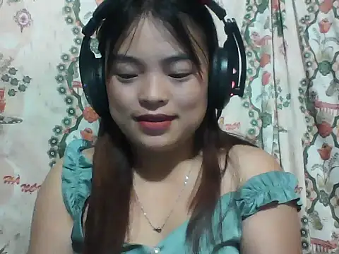 Snapshot of Loc_al chatting on September 9, 2:21 am Loc al online show from September 9, 2:21 am