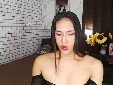 Latinahugecock online show from October 2, 6:50 am