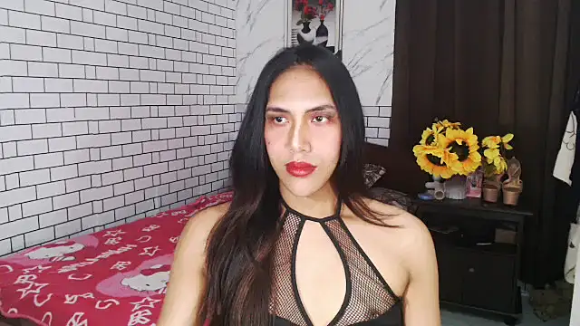 Latinahugecock online show from October 20, 1:11 pm