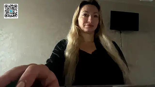 Snapshot of Lapussia chatting on October 26, 5:19 am Lapussia online show from October 26, 5:19 am