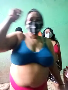 LoveOnStream online show from October 31, 11:18 am