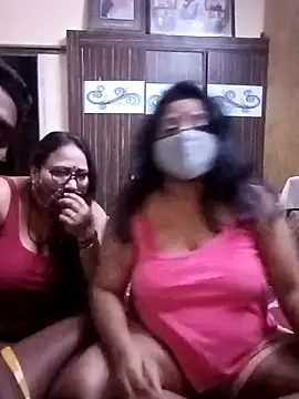 LoveOnStream online show from February 13, 1:11 pm