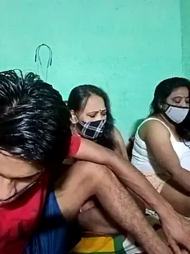 LoveOnStream online show from November 2, 3:17 pm