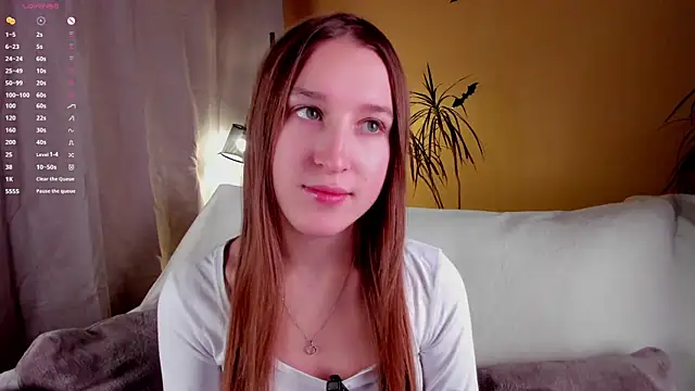 Snapshot of NanaMertins chatting on November 5, 1:09 am NanaMertins online show from November 5, 1:09 am