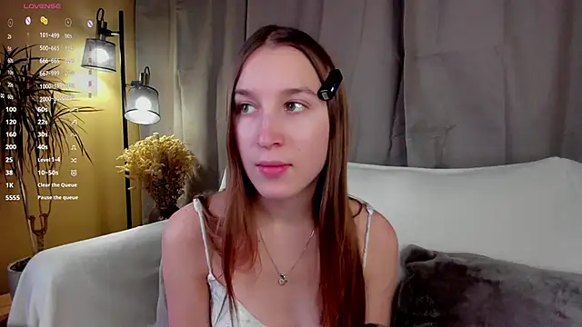 Snapshot of NanaMertins chatting on November 14, 1:09 am NanaMertins online show from November 14, 1:09 am