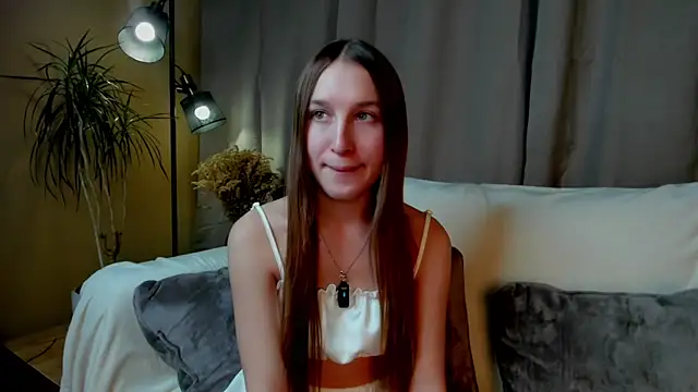 Snapshot of NanaMertins chatting on November 8, 2:04 am NanaMertins online show from November 8, 2:04 am