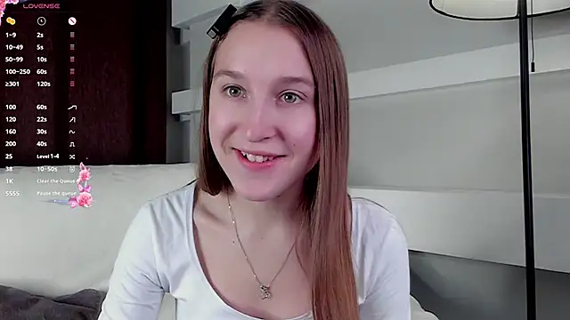 Snapshot of NanaMertins chatting on December 3, 1:17 am NanaMertins online show from December 3, 1:17 am