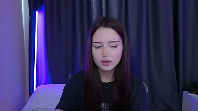 BlackEyesGirl online show from July 6, 5:58 am