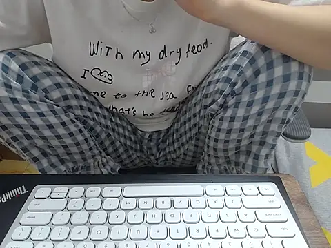 Lamoon 2k online show from October 28, 3:51 am