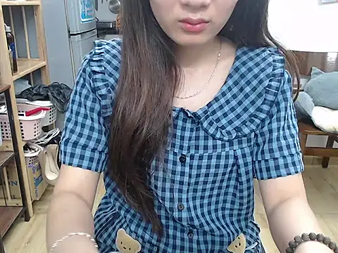 Lamoon 2k online show from June 1, 1:44 pm