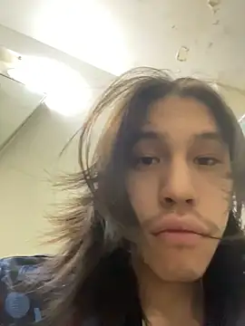 heytherepeoples717 online show from January 13, 6:50 am