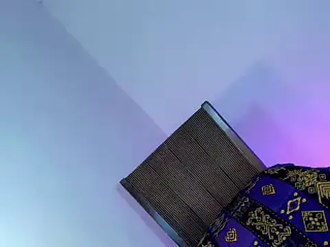 yourlovingbella online show from March 31, 2:13 am