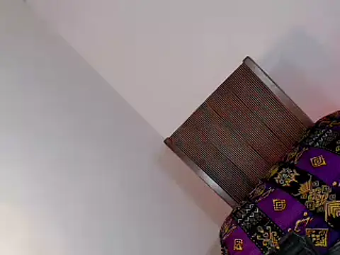 Snapshot of yourlovingbella chatting on February 7, 3:14 am yourlovingbella online show from February 7, 3:14 am