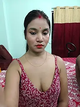 Snapshot of Miss_Tumpa chatting on May 7, 4:32 pm Miss Tumpa online show from May 7, 4:32 pm