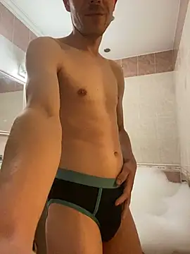 Skinny0150 online show from May 22, 9:02 pm