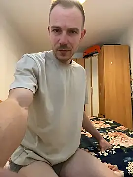 Skinny0150 online show from March 31, 3:58 pm