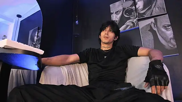 jett savage online show from September 19, 1:37 pm