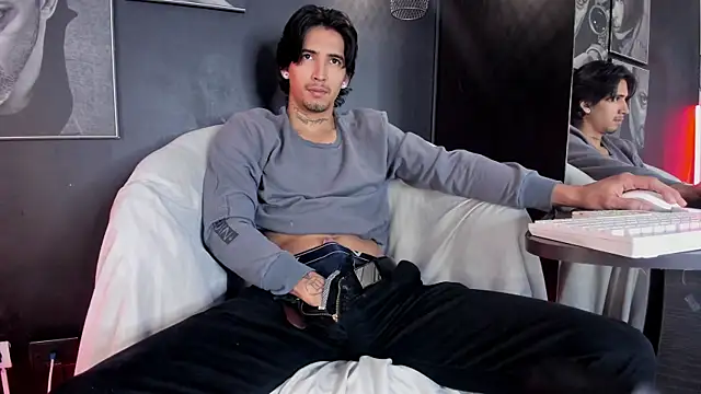 jett savage online show from November 20, 2:18 pm