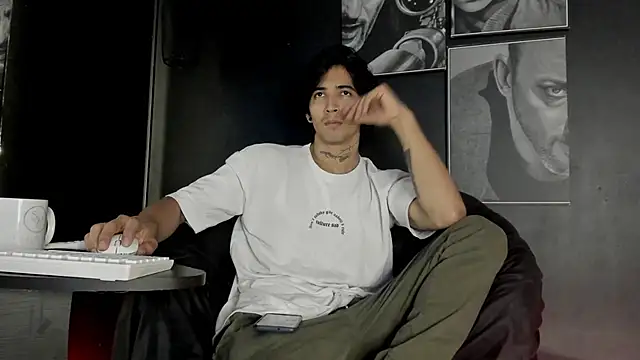 jett savage online show from October 2, 1:36 pm